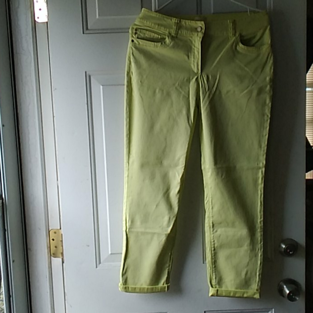 💋NWOT Lime Green pants